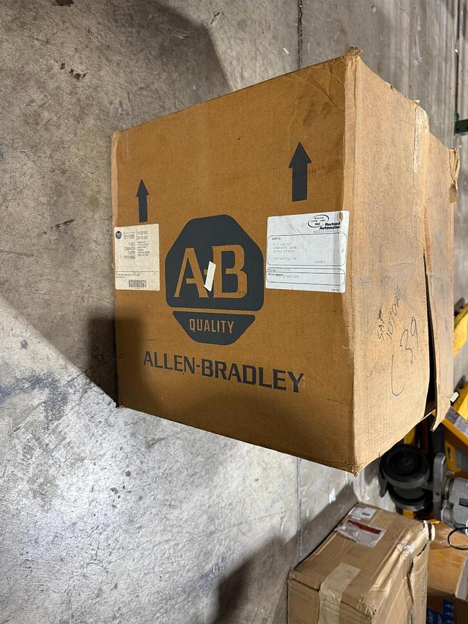 Allen Bradley 2112B-BAC-6XP-24R-41-79UL-803-901-850DUP FUSIBLE SIZE 1 MCC BUCKET