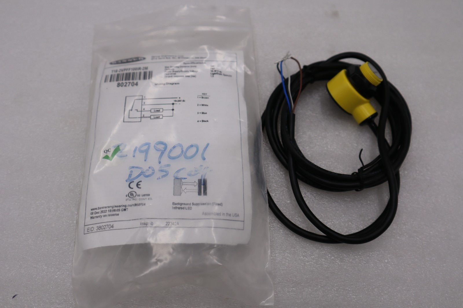 BANNER T18-2VPFF100IR-2M CONNECTION 4-CONDUCTOR STOCK H1106A