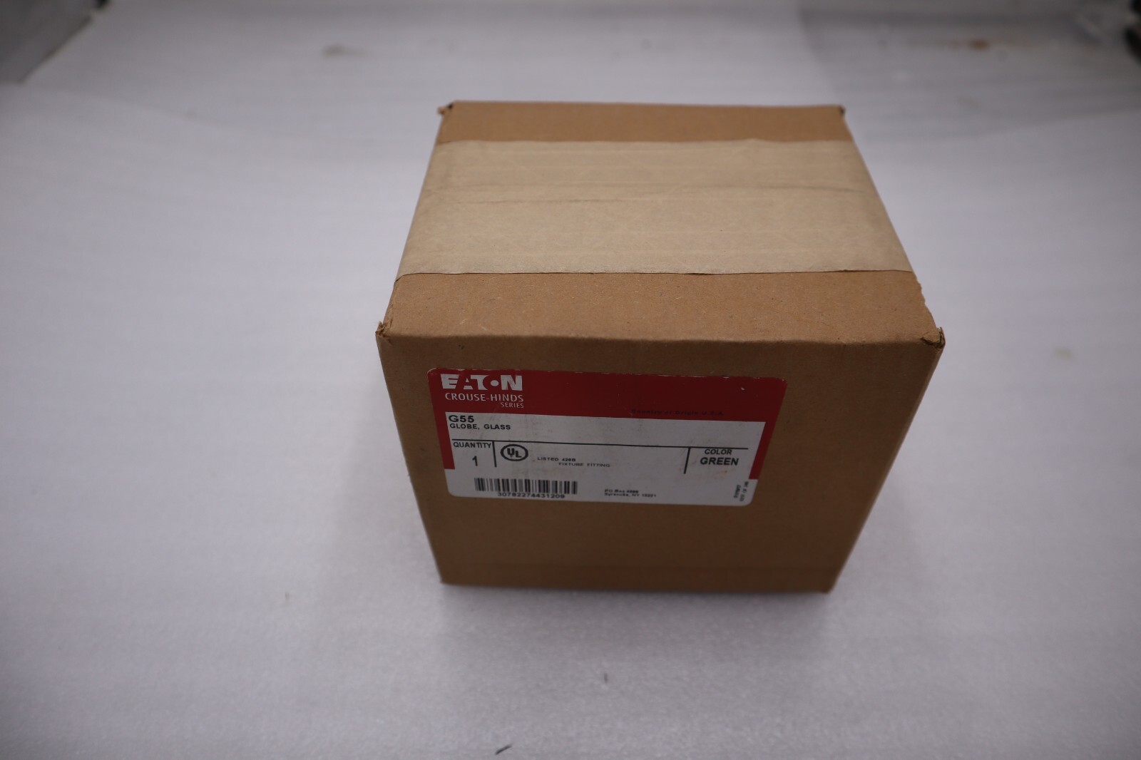 NEW EATON CORPORATION G55 GLOBE VAPOR PROOF GLASS GREEN STOCK H195