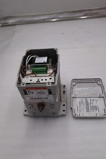 NEW Honeywell M7284A-1004 120 VOLTS Modutrol IV Motor STOCK 5580