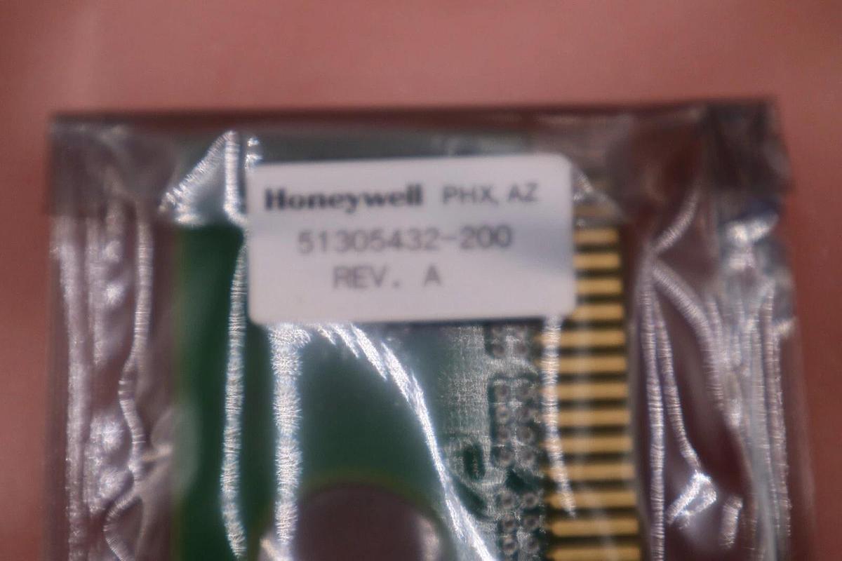 Used NEW Honeywell 51305390-400 Upgrade Kit Boards 51305432-300/51305432-200 STK G583