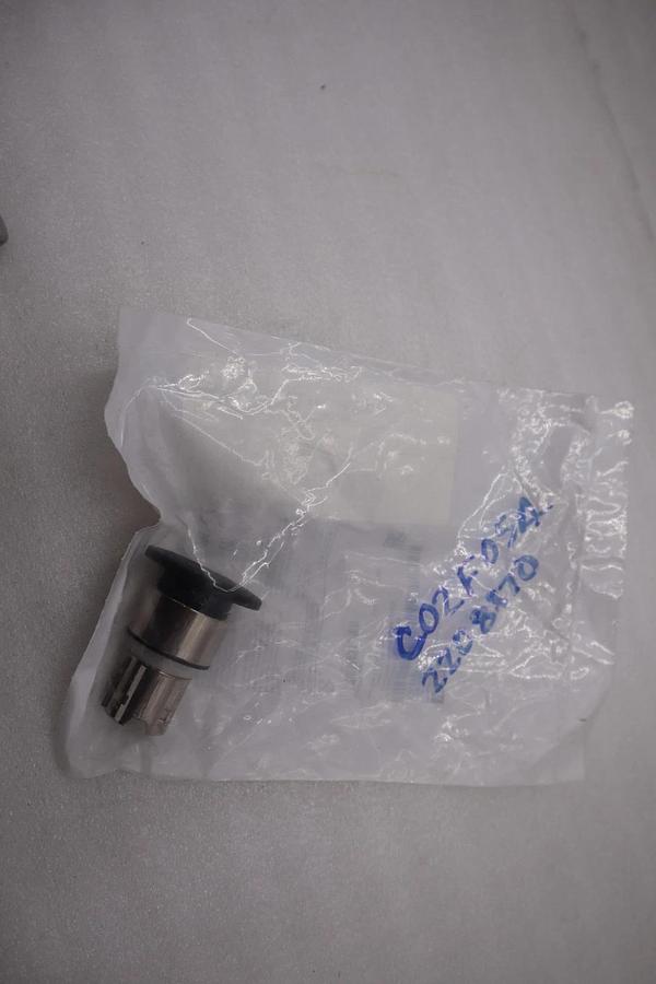 Used NEW Siemens 3SU1050-1BA10-0AA0 PUSH BUTTON 3SU1 050-1BA10-0AA0 STK H917A