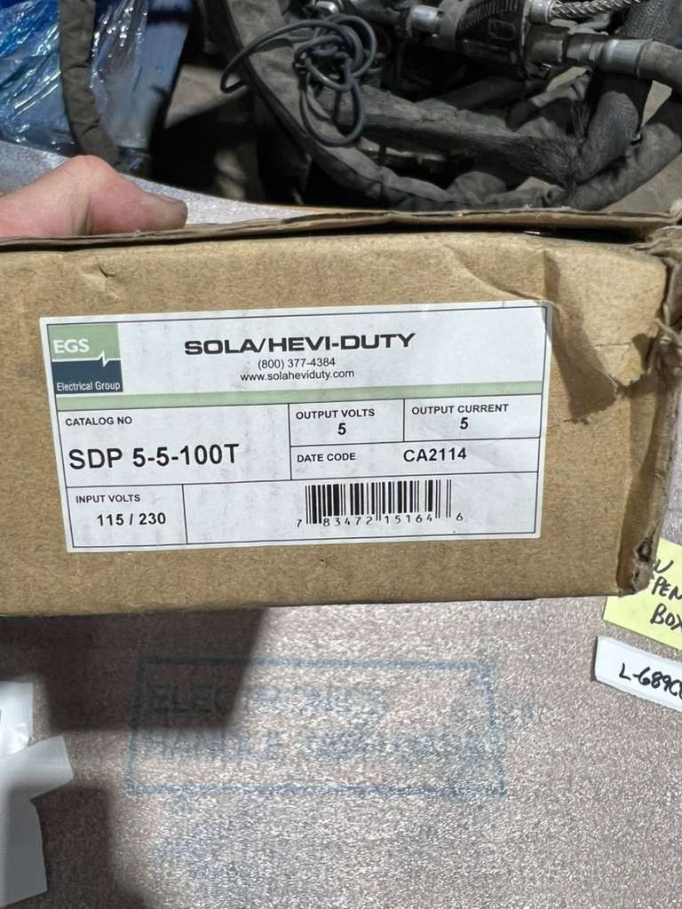 Used NEW OPEN BOX Emerson SDP 5-5-100T SolaHD Power Supply STK L689CC