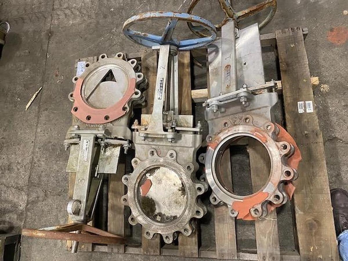 Used DEZURIK SIZE 10" SS MANUAL SLIDE GATE VALVES LOT OF (3) UNITS