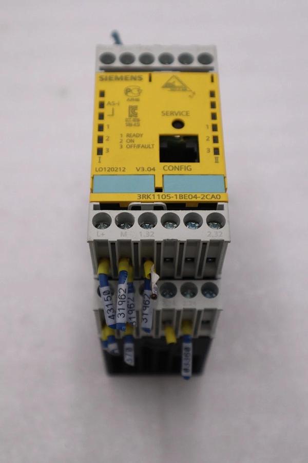 Used Siemens 3RK1105-1BE04-2CA0 Monitor Safety Relay Module STK H1429A