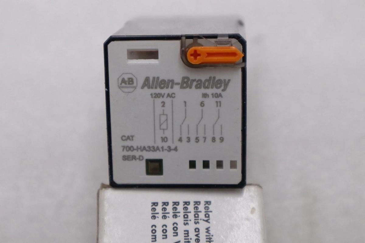 Used LOT OF 2 - ALLEN BRADLEY 700-HA33A1-3-4 SER. D 120VAC 10A STOCK H1140A