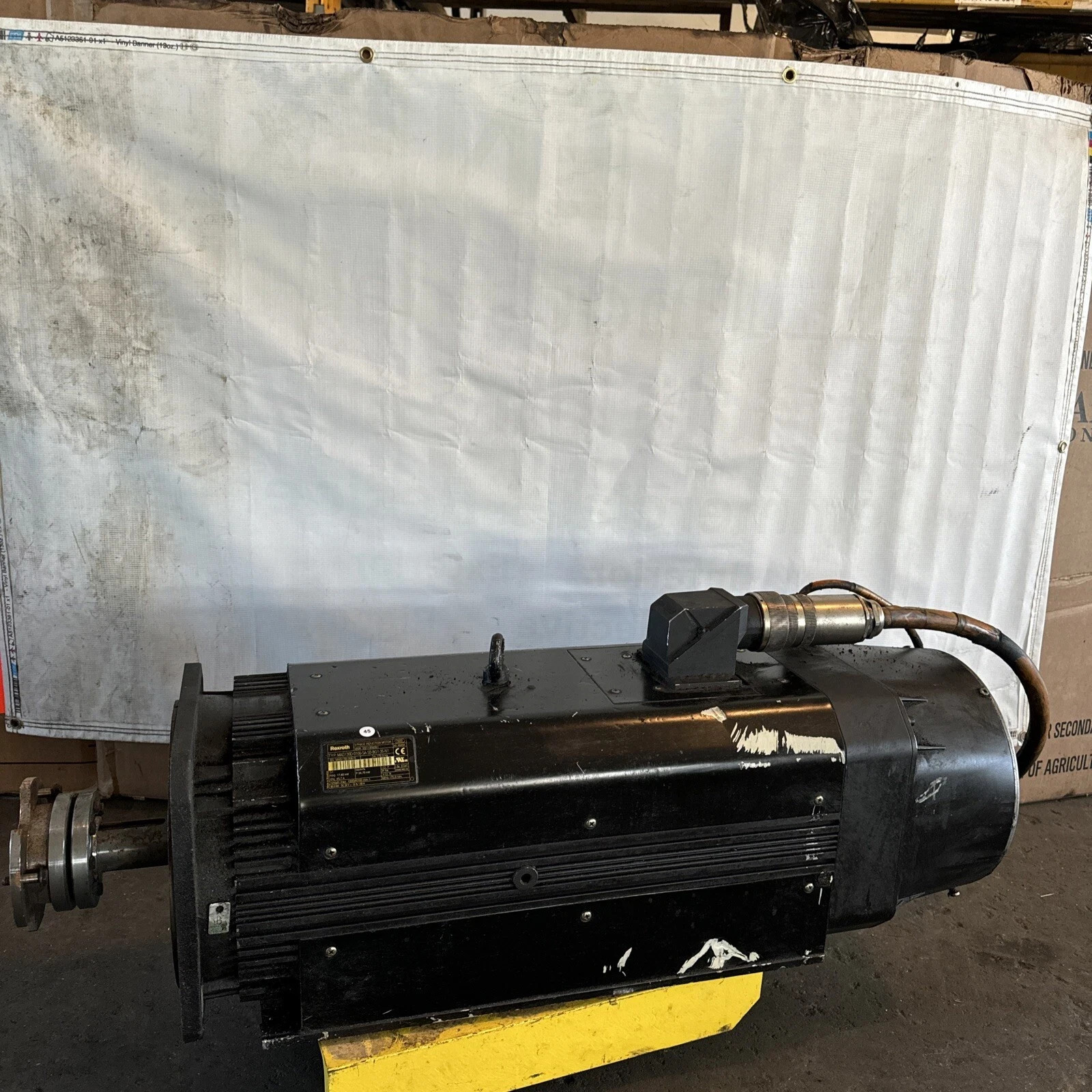 Used Rexroth R911309391 Servo Induction Motor MAD130D-0100-SA-S0-BQ1-35-N1 #HP127