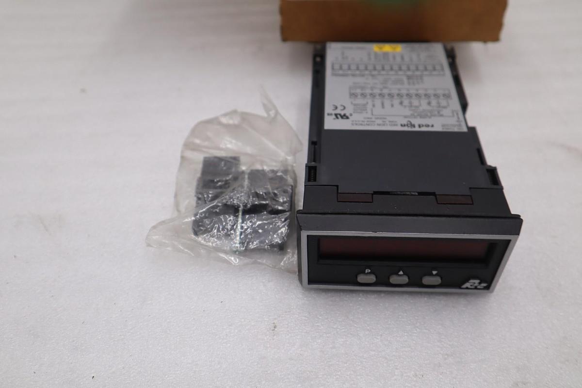 Used NEW OPEN BOX Red Lion IMD10162 Intelligent Decade Voltage Meter Alarm 5057CC