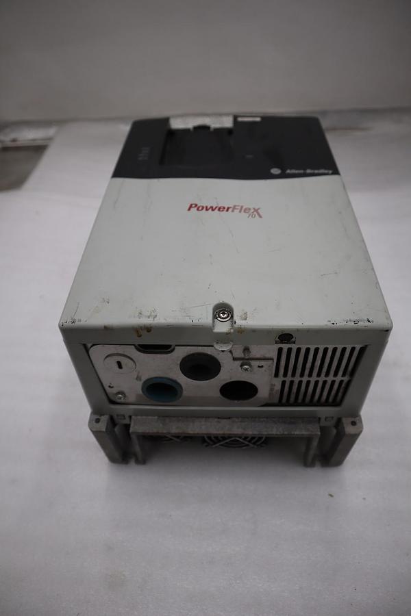 Used Allen Bradley 20AD022A0AYNANNN /A PowerFlex 70 15HP AC Drive - STOCK 1873CC