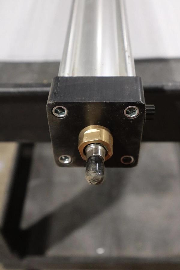 Used PARKER 1P4MA0026806 PNEUMATIC CYLINDER SERIES 4MA STOCK H1895