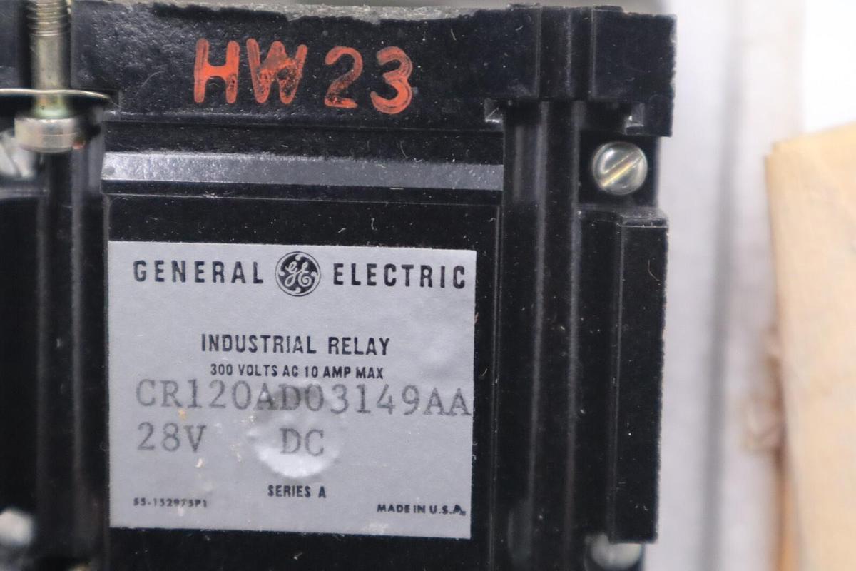 Used General Electric Ge CR120AD03149AA Industrial Relay 28v-dc NEW UNIT STOC G991A