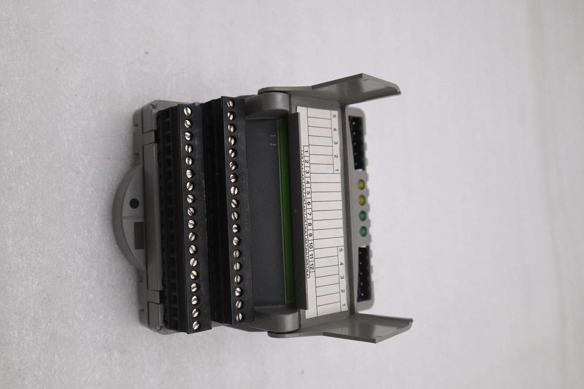 Used GIDDINGS & LEWIS M.1017.3143 R5 STEPPER OUTPUT ENCODER INPUT STOCK 658-D