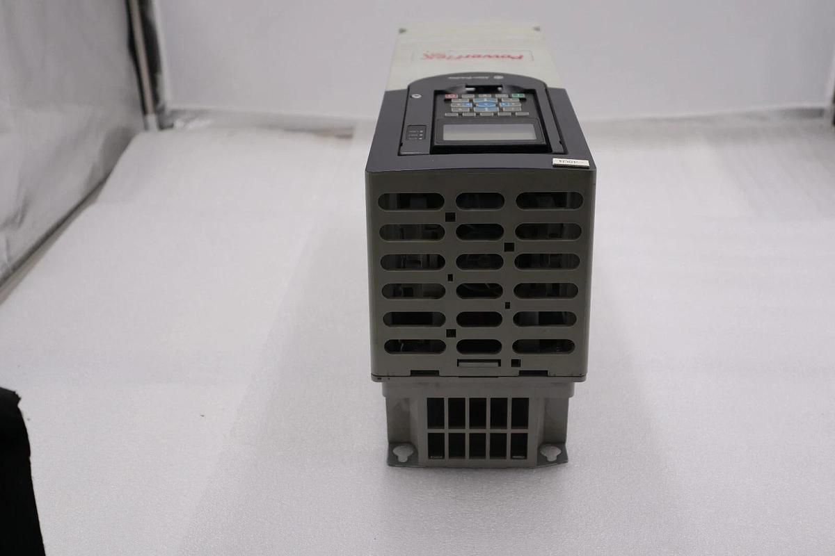 Used ALLEN BRADLEY 20g11nc015ja0nnnnn SER A 10HP POWERFLEX DRIVE W/ HIM STOCK 2044