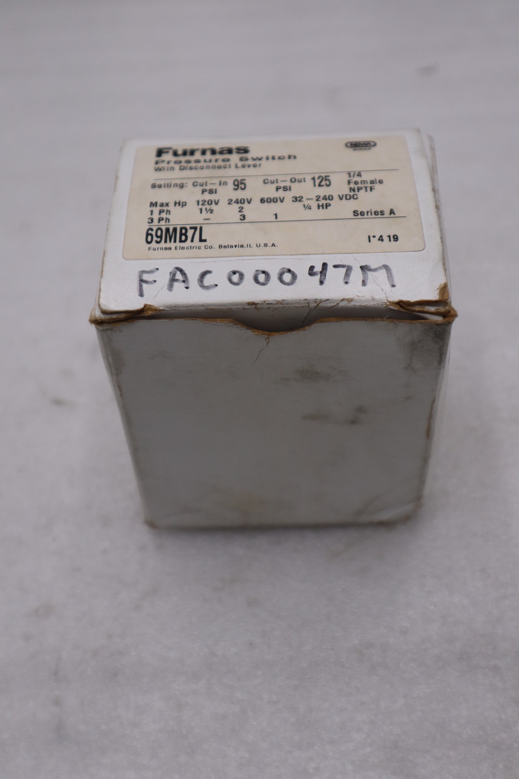 Used Furnas 69MB7L Pressure Switch with Disconnect Lever STOCK 6084
