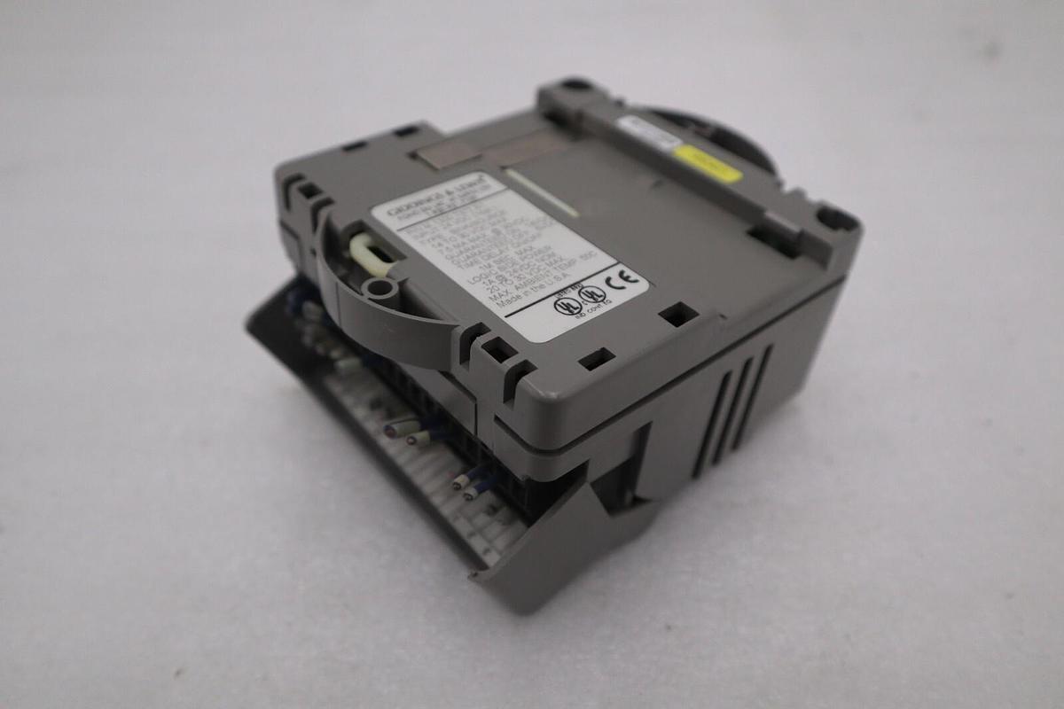 Used GIDDINGS & LEWIS M.1300.7372 R1 Input Module 24VDC SINK/SOURCE STOCK 645-D