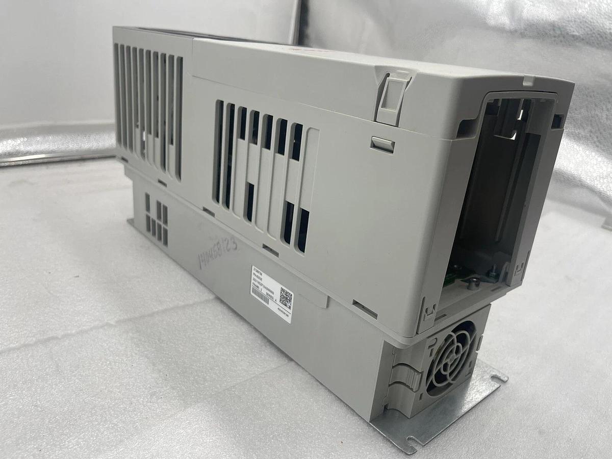 NEW ALLEN BRADLEY PowerFlex 755 20G11ND2P1AA0NNNNN 1 HP VFD DRIVE STOCK 3700