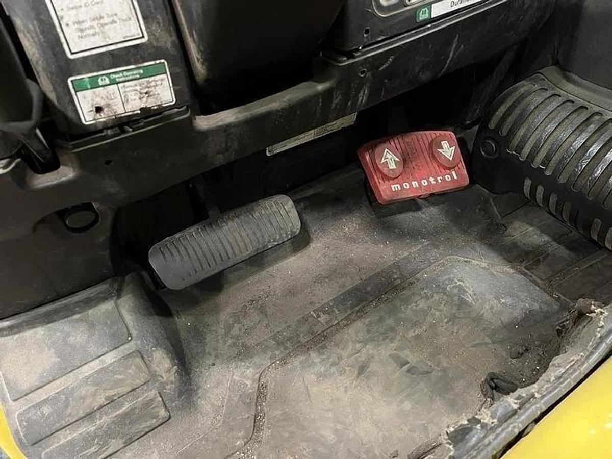 Used 2019 12,000 POUND HYSTER MODEL S120FTPRS ENCLOSED CABIN ROLL CLAMP FORKLIFT