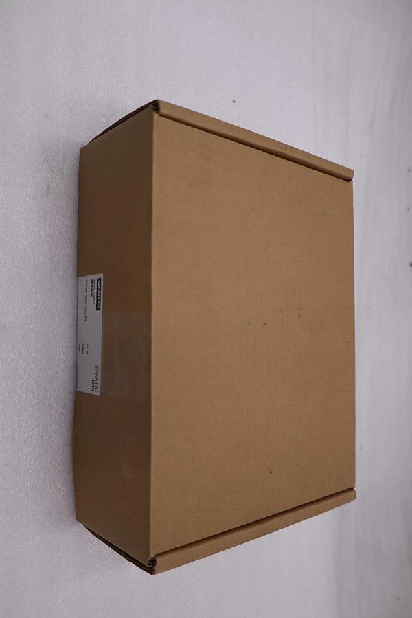 Used NEW IN BOX Siemens 6AV6 647-0AD11-3AX0 KTP600 Basic Color Touch Panel #3482A