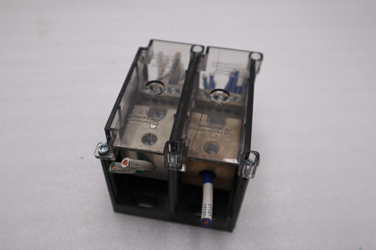 Used FERRAZ SHAWMUT 66592 600V DISTRIBUTION BLOCK STK H1735