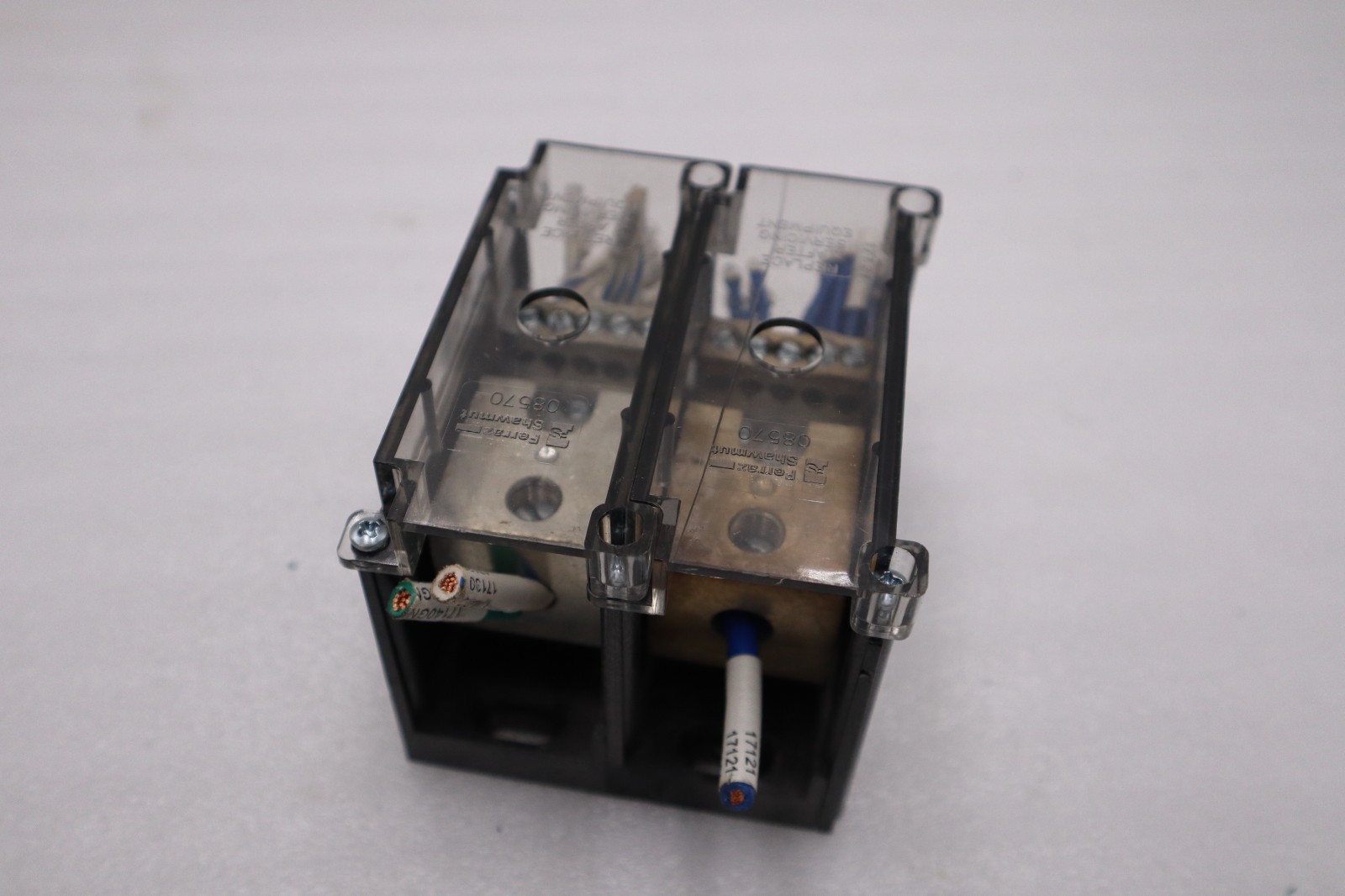 Used FERRAZ SHAWMUT 66592 600V DISTRIBUTION BLOCK STK H1735