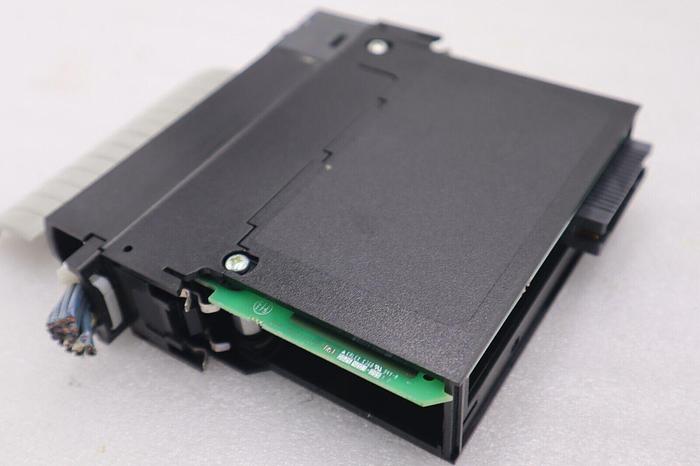 Used ALLEN-BRADLEY 1756-IB16 CONTROLLOGIX DC INPUT MODULE 16PT SERIES A STOCK B-1355