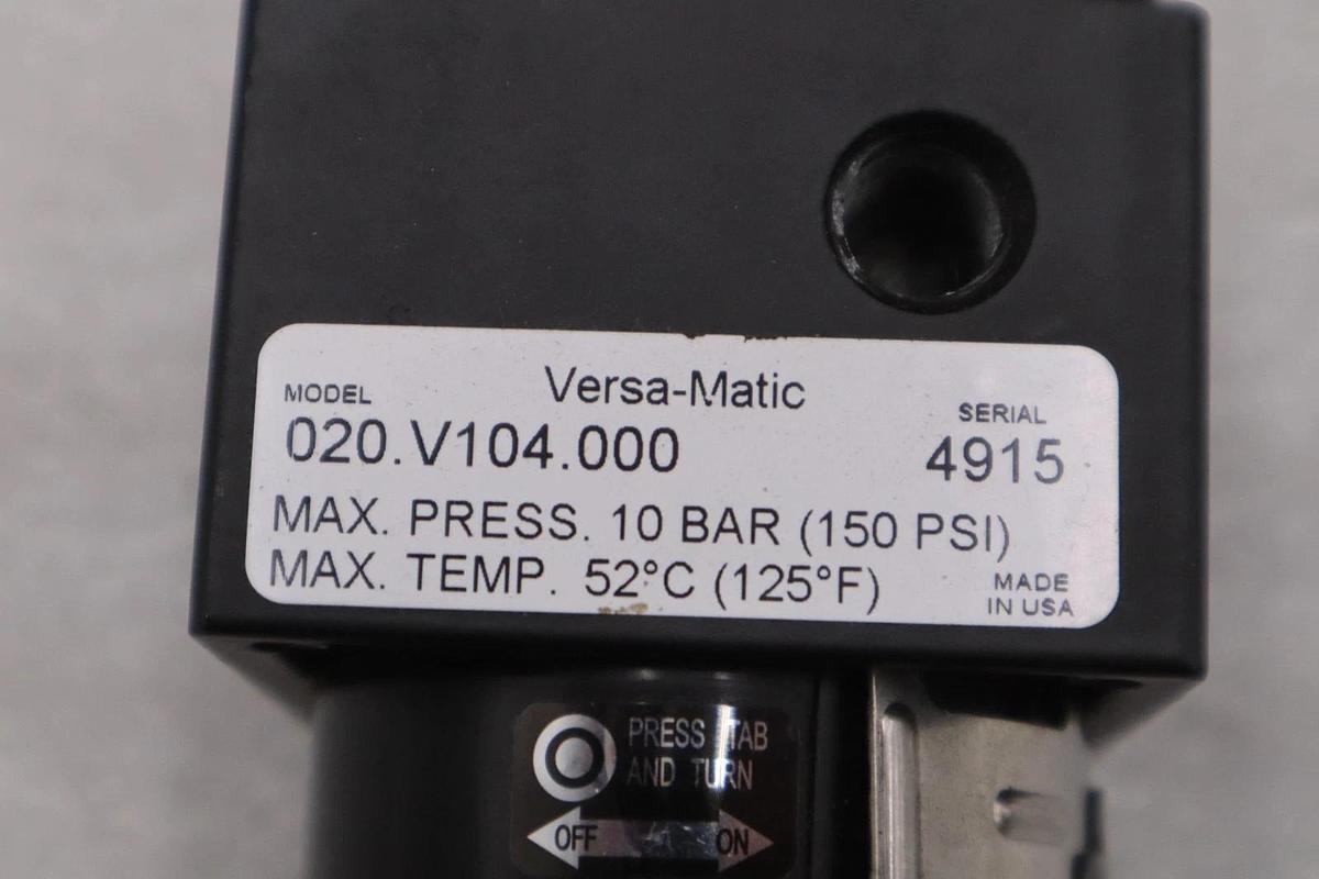 Used 020.V104.000 Versa Matic Pneumatic Filter Regulator 1/2" NPT - STOCK 5655CC