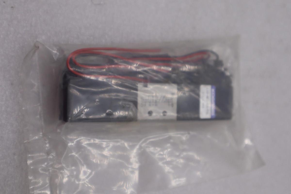 Used varian solenoid koganei a110-4e2-83-psl-3l new no box stock K-1855