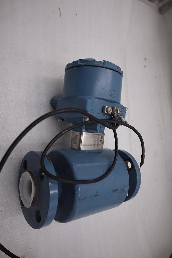 Used Rosemount 8705 Series 8705THA010C1M0B3Q4Q5Q8 Magnetic Flowtube STOCK H1919