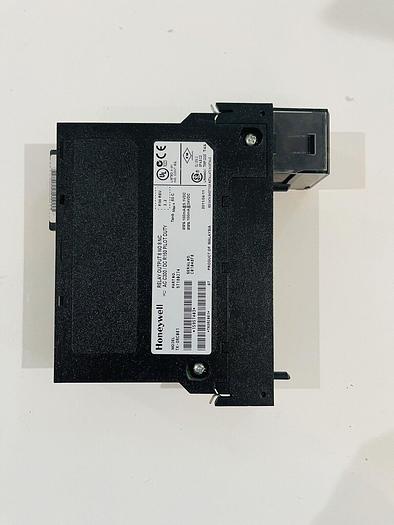 Used HONEYWELL TK-ORC081 REV D01 PART 97180273 A01 OUTPUT MODULE RELAY F/W 3.2 #K-435