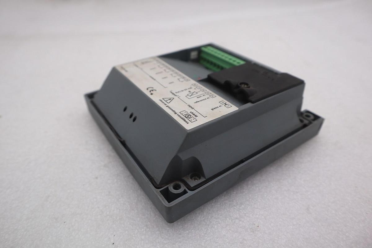 Used METTLER TOLEDO TEMPERATURE TRANSMITTER PH 2100 STOCK K-3070