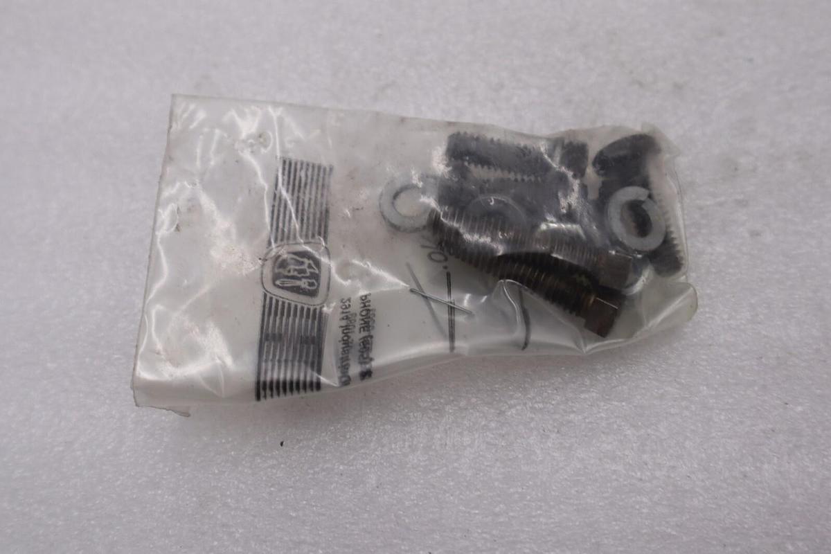 Used HUB CITY 0229-00015-130 KIT, MTG BASE HCI STOCK B-897