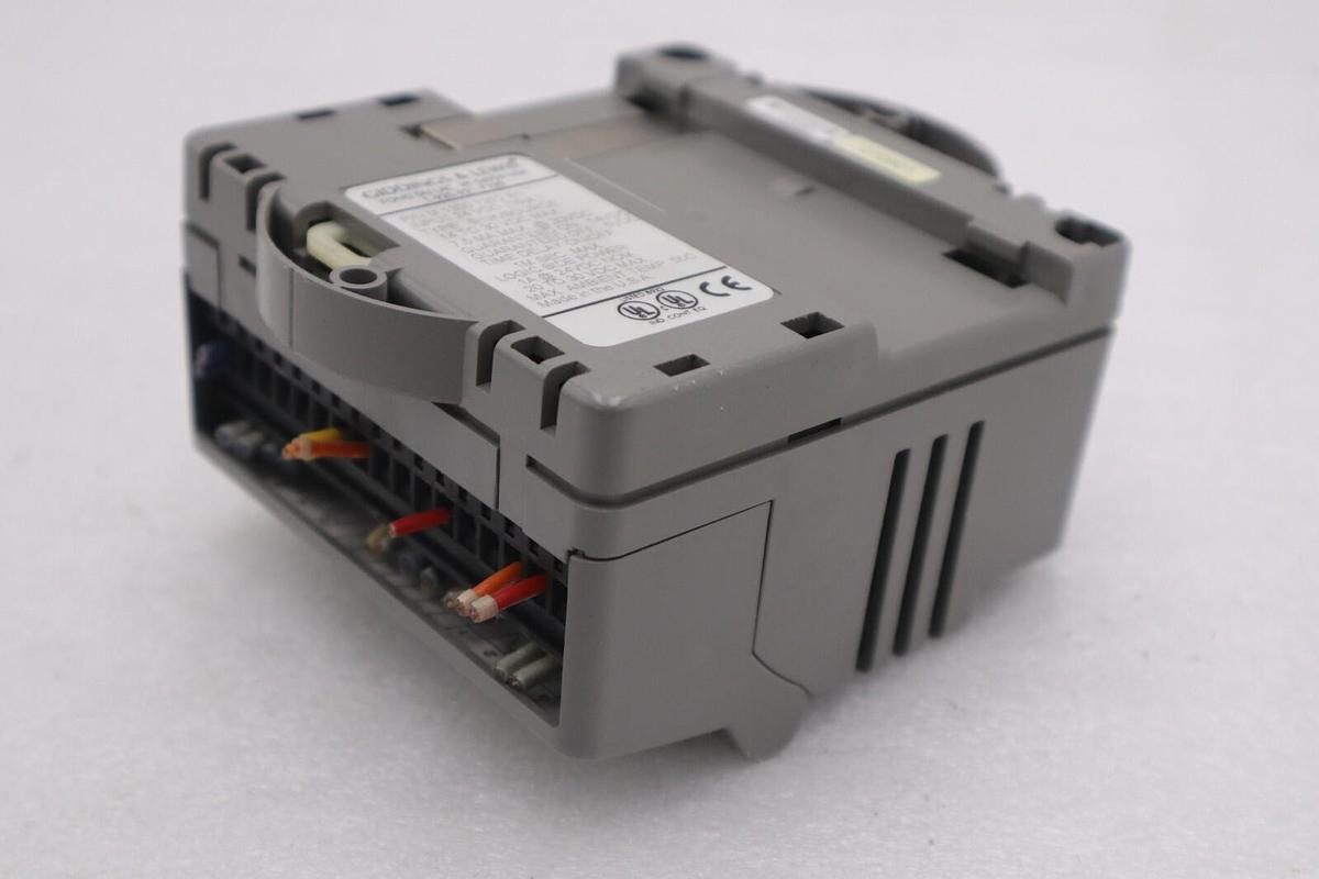Used GIDDINGS & LEWIS M.1300.7372 R1 Input Module 24VDC SINK/SOURCE STOCK 647-D