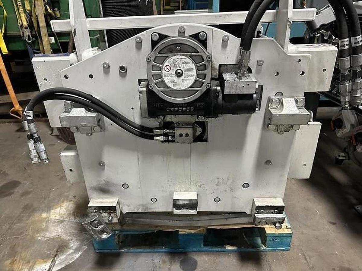 Used CASCADE 25D35065 CARTON CLAMP FORKLIFT ATTACHMENT