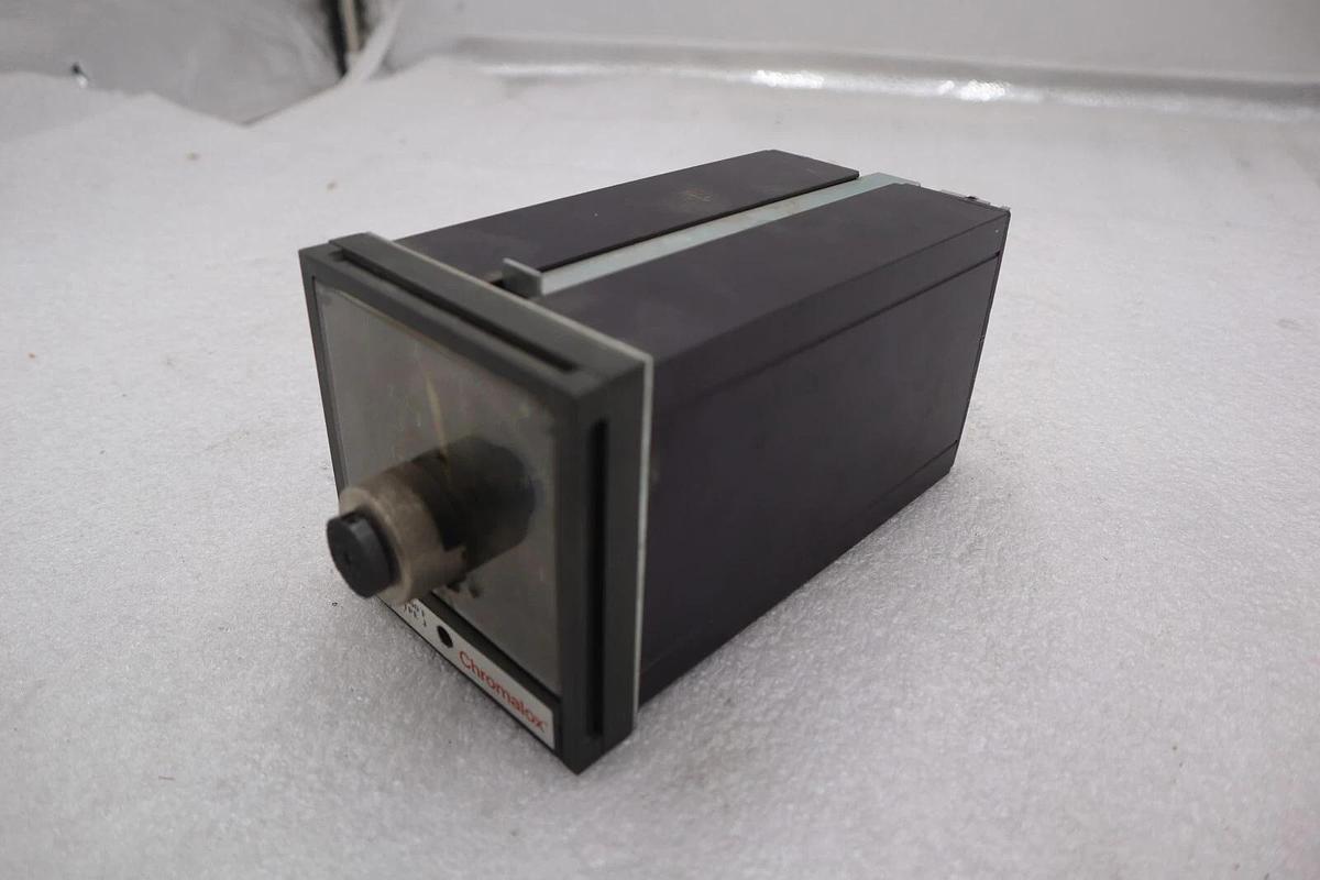 Used CHROMALOX 3800 SERIES CONTROLLER #K-2657