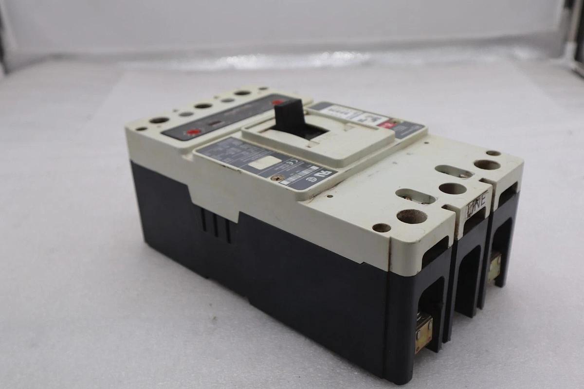 Used CUTLER-HAMMER HM2P400X5WS10 MOTOR CIRCUIT PROTECTOR SERIES C 600VAC STOCK #3227