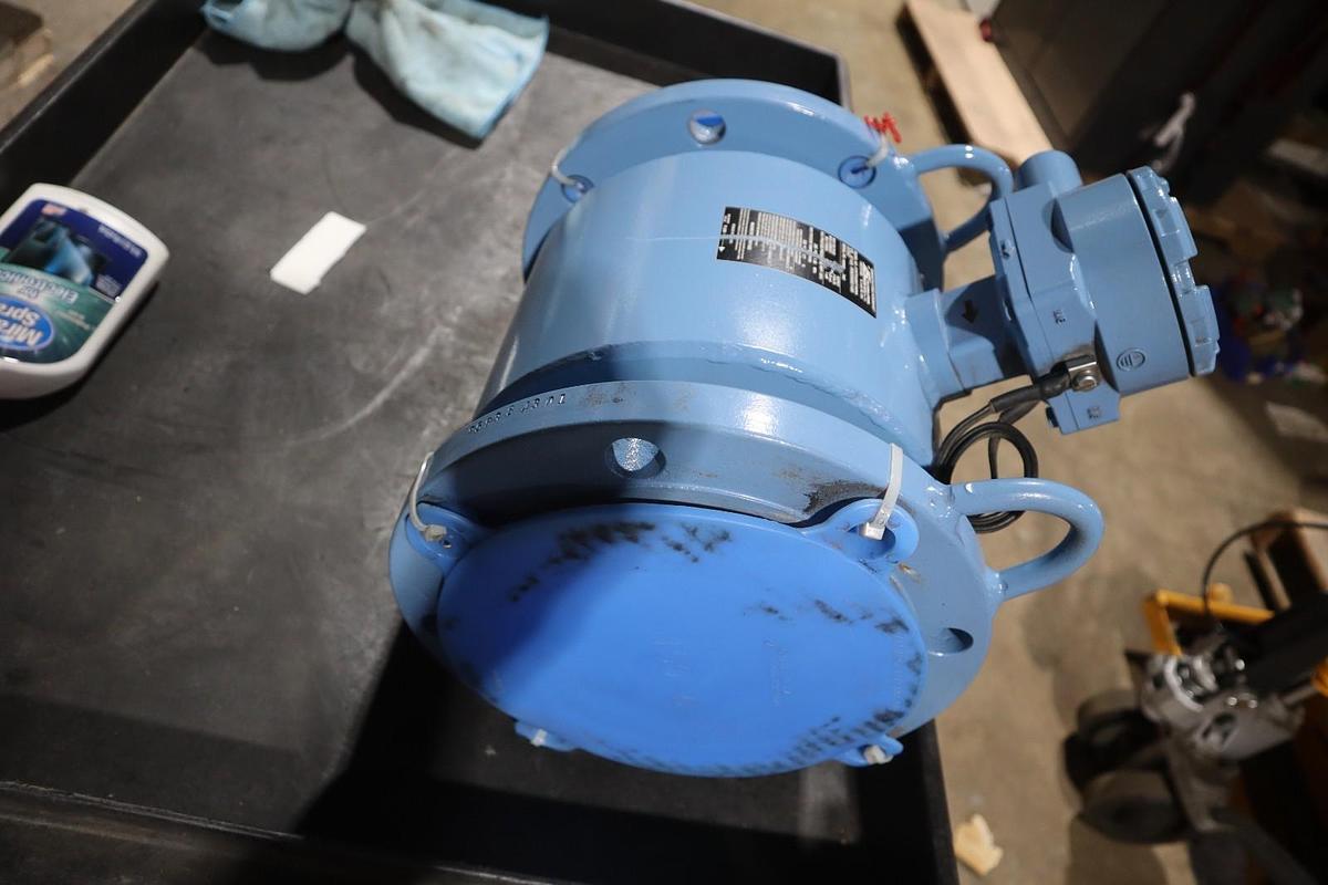 Used ROSEMOUNT 8705TSA060C1W0NA 40VDC 285PSI - STOCK CC-32