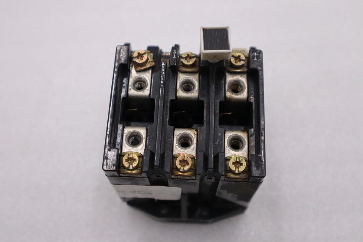 Used AB Allen Bradley 592-J0V16 Series B NEMA A600 Circuit Control STK H870A