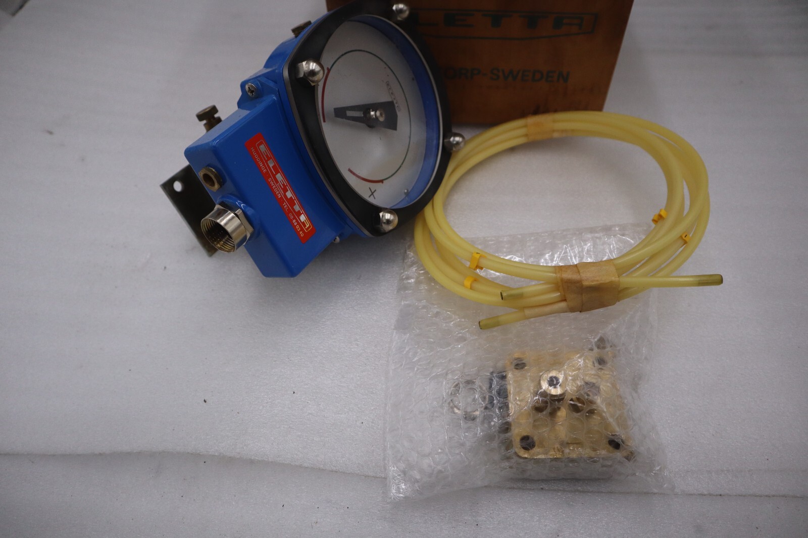 Used ELETTA S10-S15S LIQUID WATER FLOW MONITOR 229271 RANGE 2-20 L/MIN NEW #5623A