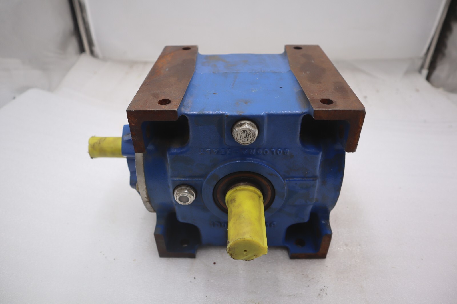 Used BONFIGLIOLI-RIDUTTORI RAN 28 DA RIGHT ANGLE GEAR UNIT STOCK #M-46