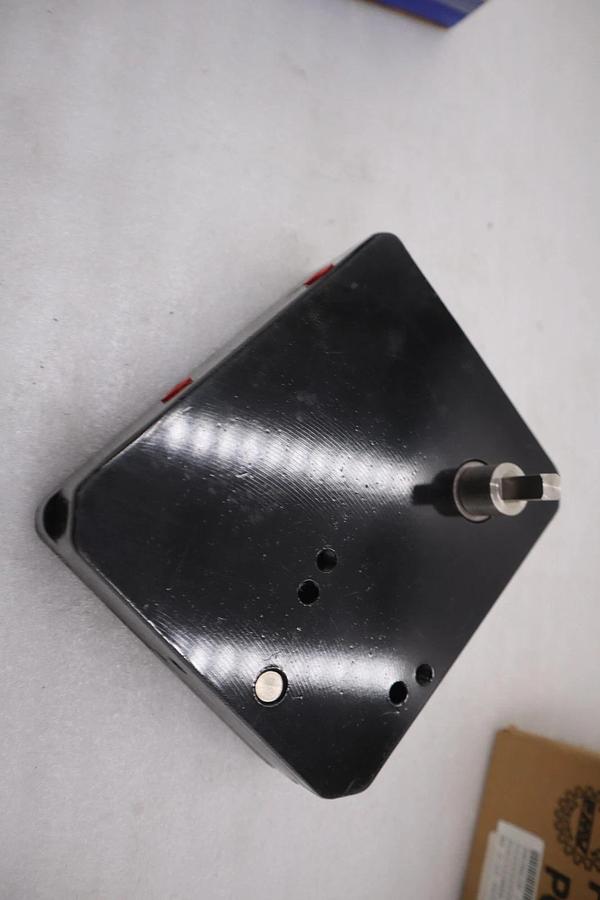 Used PMV MODEL 1515 PNEUMATIC VALVE POSITIONER - STOCK GF512