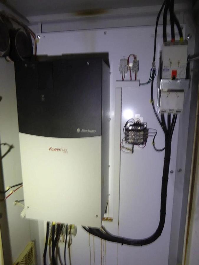 Used 20BD156A0AYNANC0 / B Allen Bradley 156 460V 125HP Powerflex 700 W/ CABINET #S610