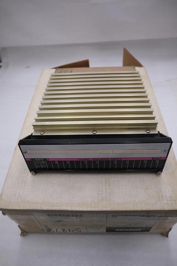 NEW IN BOX Modicon B247 AS-B247-001 115V Input Module STOCK G220
