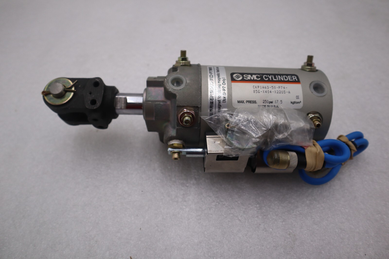 SMC CYLINDER MAX PRESS 250PSI CKP1A63-50-P74-85G-X404-X22US-A NEW STOCK 1666-A