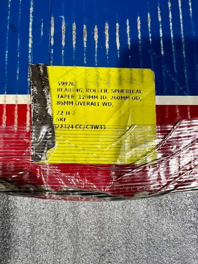 NEW SKF 22324CCC3W33 / 22324 CC/C3W33 SPHERICAL ROLLER BEARING - STOCK CC-03