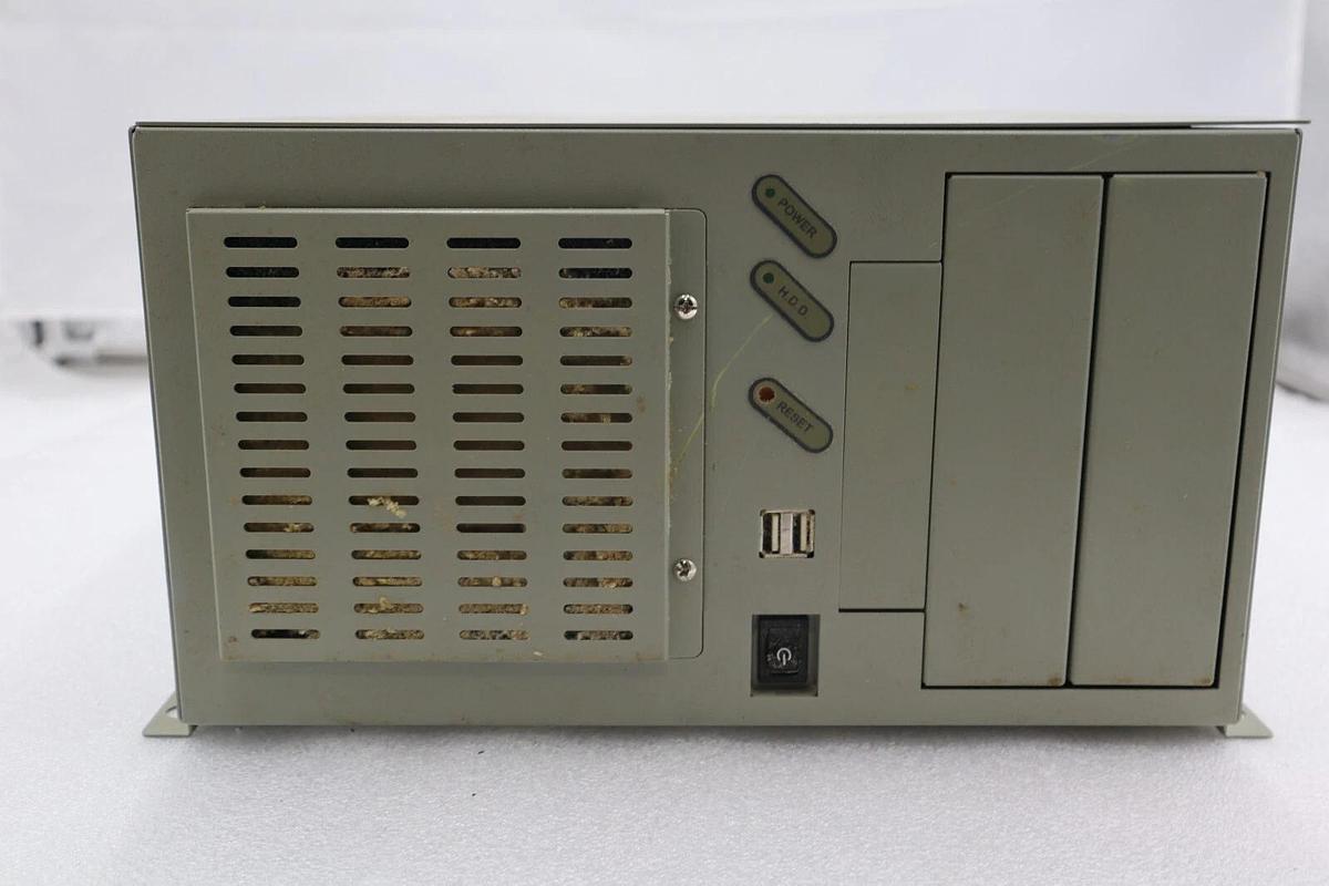 Used ADVANTECH IPC-6608BP-30Z PC 8 SLOT IPC6608BP30ZE SUPER SWAP STOCK 2166