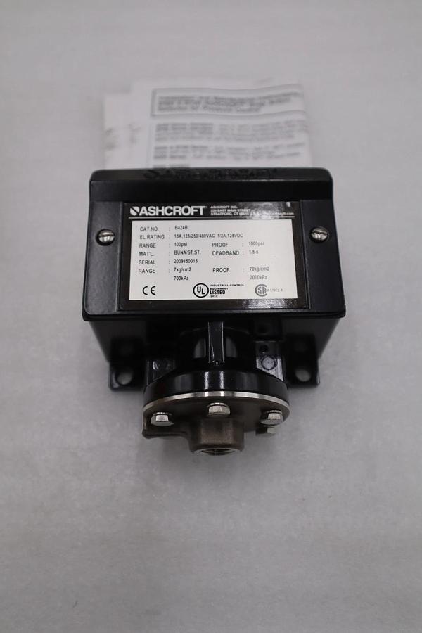 Used ASHCROFT B424B PRESSURE SWITCH 15 Amp 480 VAC 125 VDC 200 PSI - STOCK GF283A