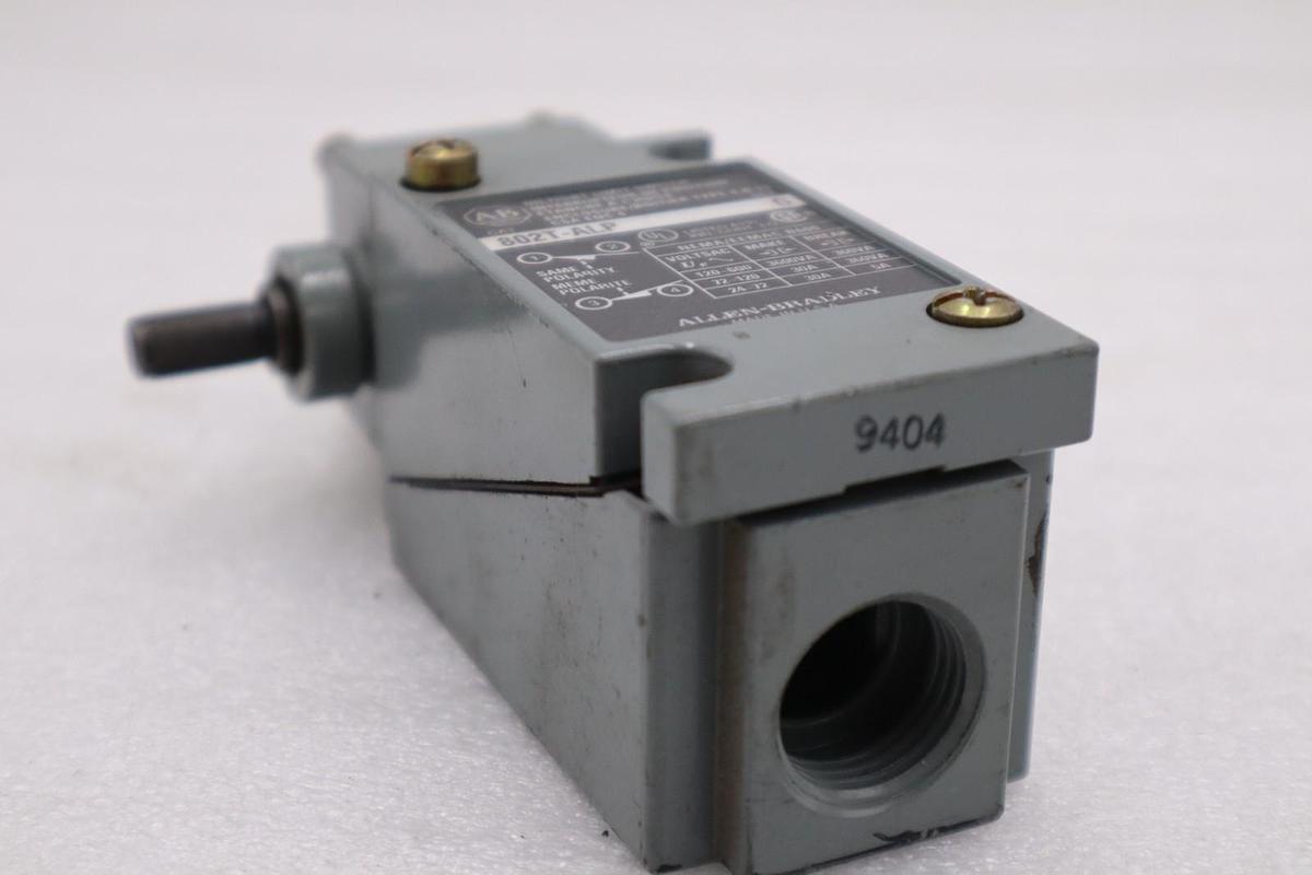 Used NEW OPEN BOX AB ALLEN BRADLEY 802T-ALP LIMIT SWITCH SER.J 802TALP STK K2112CC