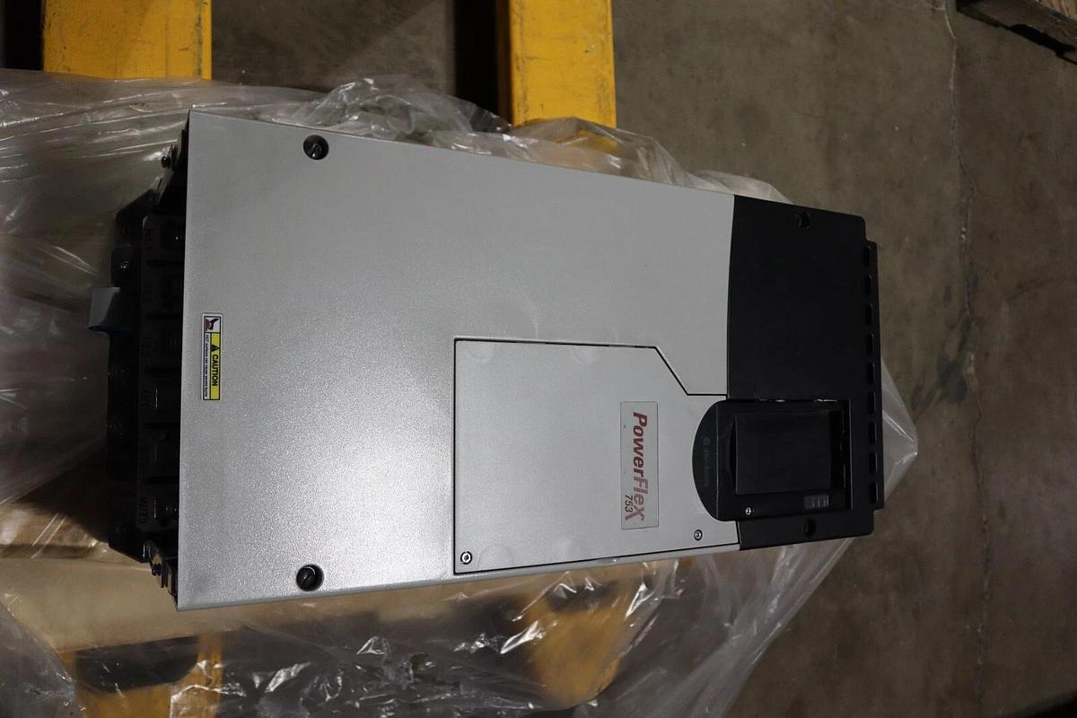 Used 125 HP 20F1AND156JA0NNNNN ALLEN BRADLEY PowerFlex 755 AC Drive BRAND NEW #S-409