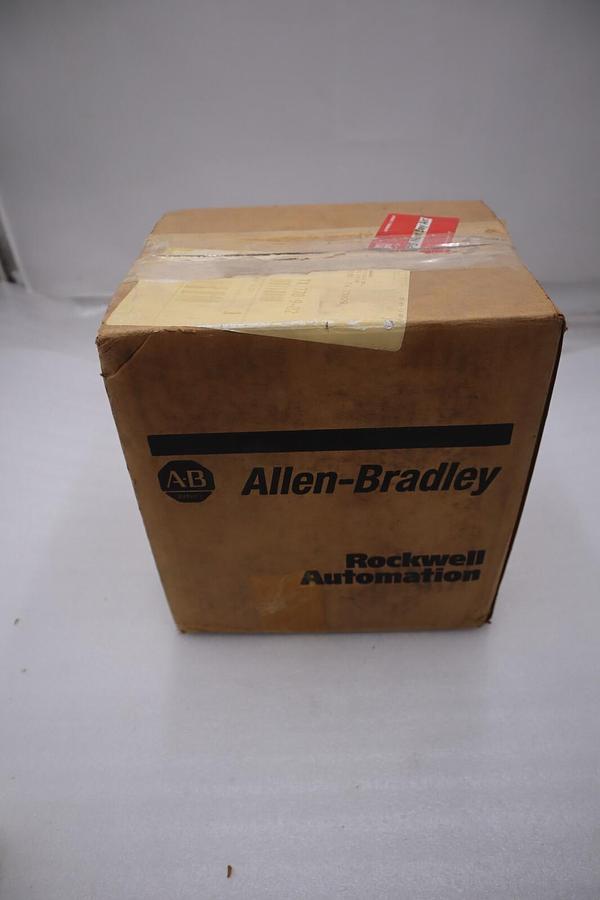 ALLEN BRADLEY 100-B180ND3 SER. B 110/120V 180A NEW IN BOX STOCK H101