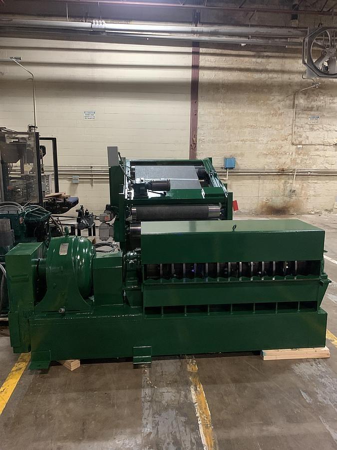 Used 60" WIDE MAREN PINCH BELT CONVEYOR SHREDDER 50 HP BOX FLATTENING SHREDDER